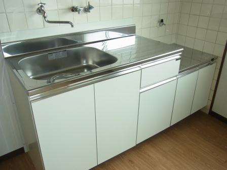 Kitchen.  ◆ Gas stove can be installed ◆ 