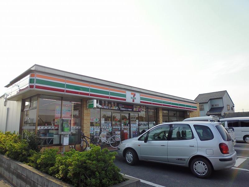 Convenience store. 436m to Seven-Eleven Iwatsuki Keisatsushomae shop