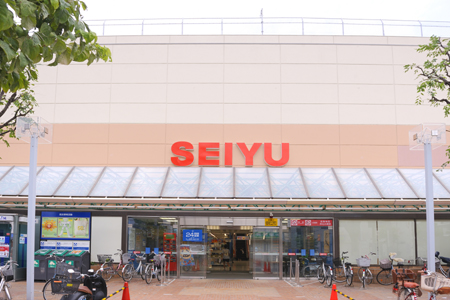 Supermarket. Seiyu Higashiiwatsuki store up to (super) 1140m