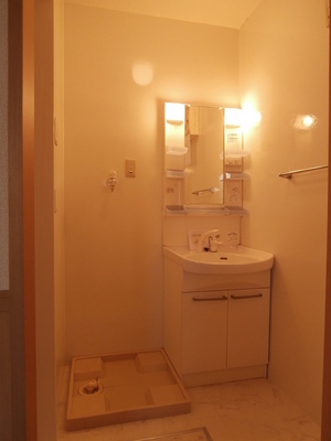 Washroom. ☆ Bathroom Vanity ☆