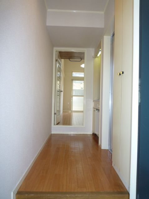 Other room space. Corridor of up to Western-style