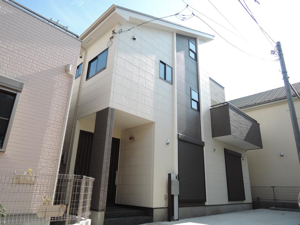 Local appearance photo