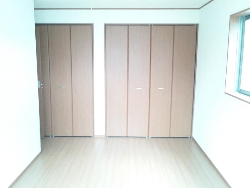 Other introspection. Western style room