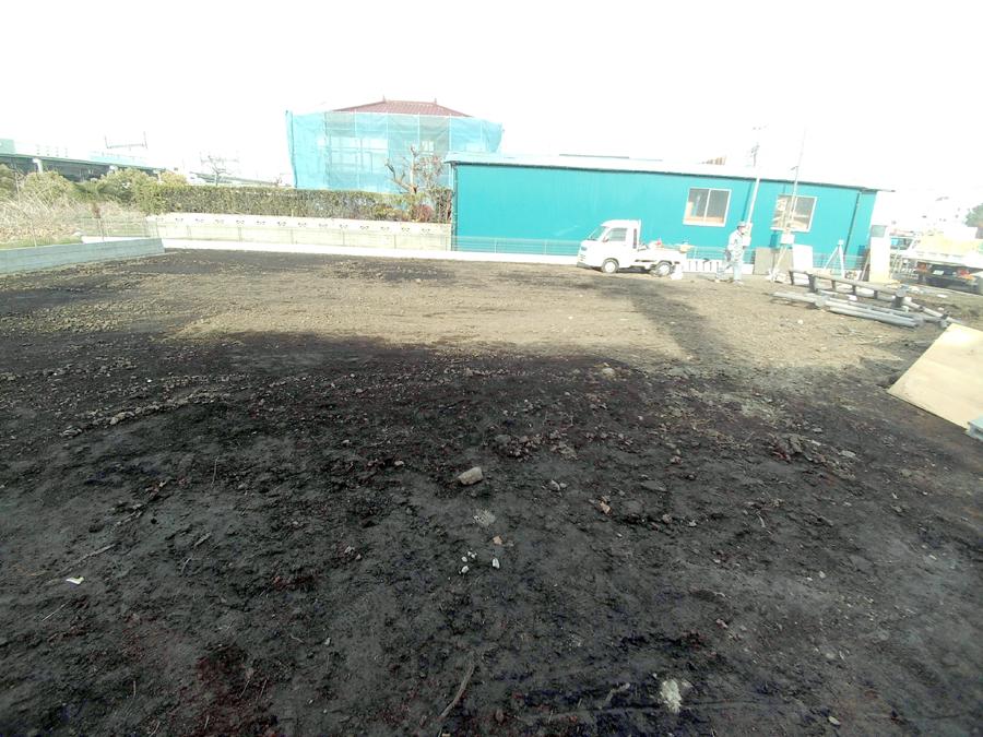 Local photos, including front road. Building 2 We offer the same use the finished model house of this property. Please feel free to contact us. 