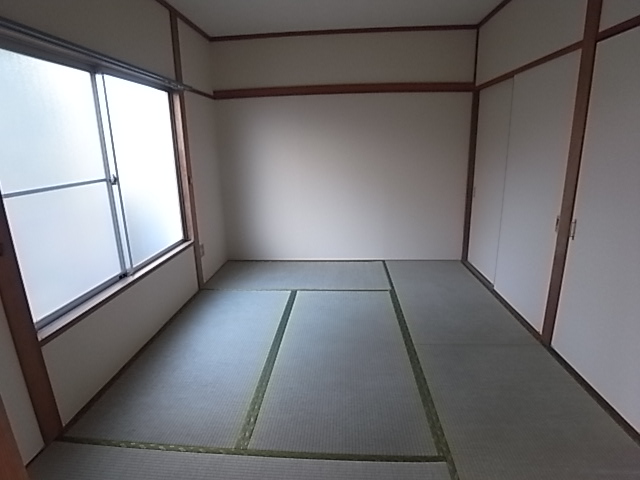 Other room space. Japanese-style reference