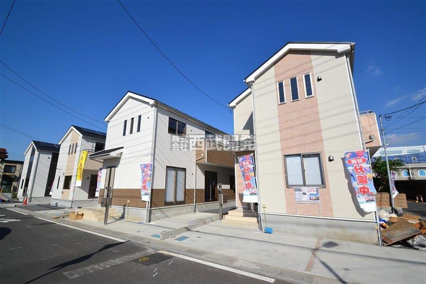 Local photos, including front road. Local (September 2013) Shooting