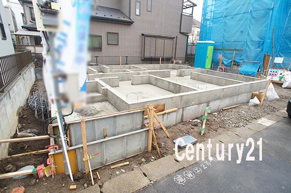 Local photos, including front road. 12 / 10 shooting Foundation