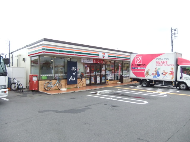 Convenience store. Seven-Eleven Saitama Yoshino-cho 1-chome to (convenience store) 567m