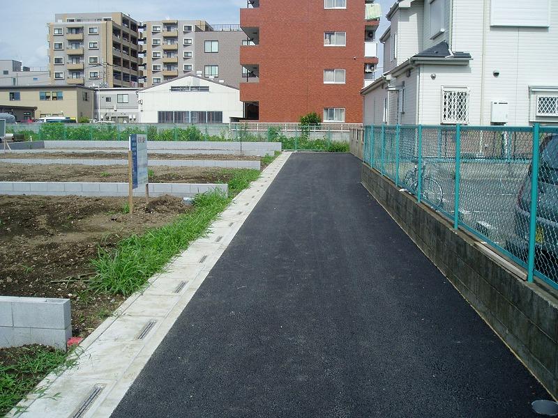 Other local. Local (June 2013) Shooting Paved road. Construction ending.! 