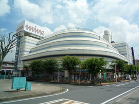 Supermarket. 450m to Tobu Main (super)