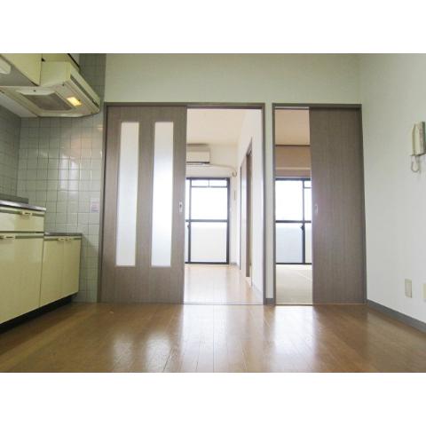 Living and room