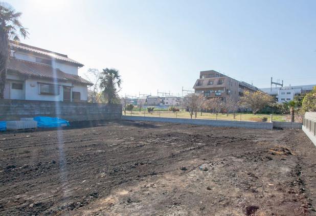 Local appearance photo