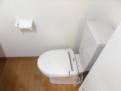 Toilet.  ※ 204, Room interior reference photograph It is heating toilet seat