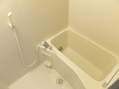 Bath.  ※ 204, Room interior reference photograph It is with reheating function