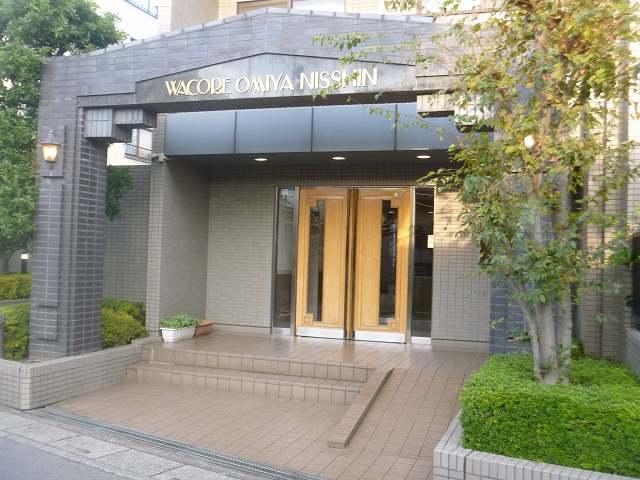 Entrance. Common areas