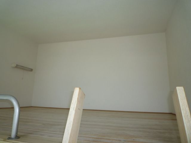 Living and room. Widely used loft. Also it can also be used as a storeroom in the bedroom.