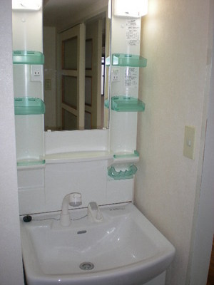 Washroom.  ※ 301, Room reference photograph Shampoo dresser