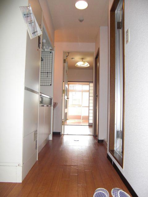 Other room space. It has become all the room Western-style room.