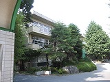 Primary school. Higashionari up to elementary school (elementary school) 327m