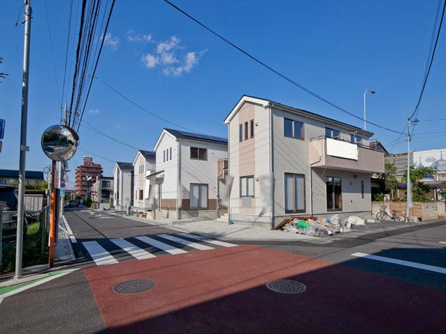 Other.  ■ All Building solar panels equipped! Car space equipped! 