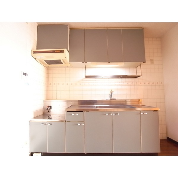 Kitchen. Gas stove installation Allowed