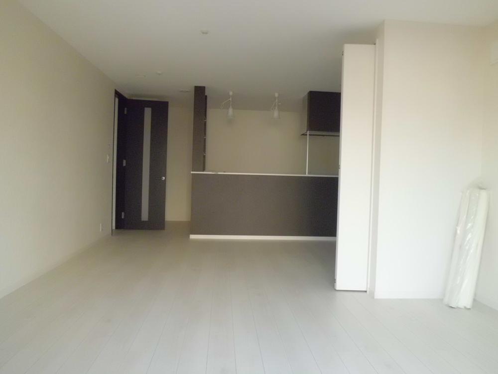 Living. Indoor (11 May 2013) Shooting