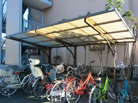 Other common areas. Bicycle parking lot with a roof (bicycle parking free)