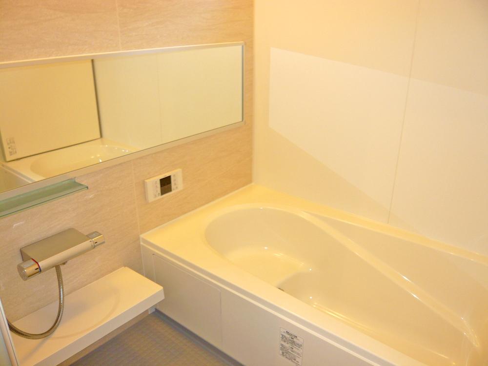 Bathroom. Indoor (11 May 2013) Shooting 1 pyeong type bus In the bathroom with a dryer it is safe even on rainy days