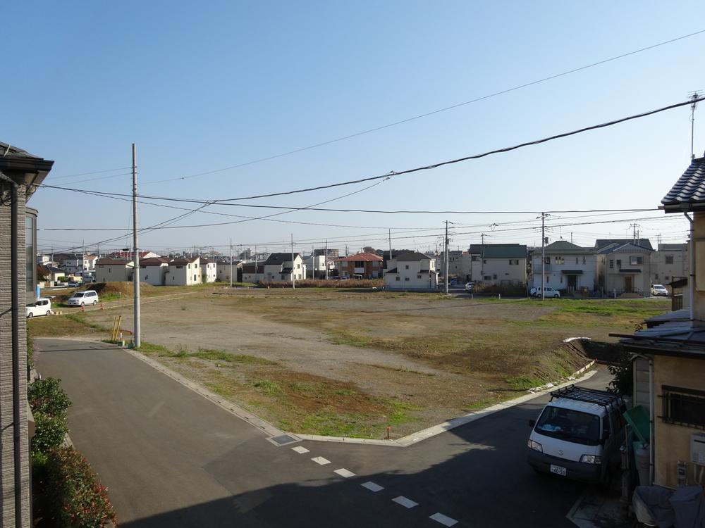 View photos from the dwelling unit. From the second floor balcony you can view the second park planned site. Day is also good