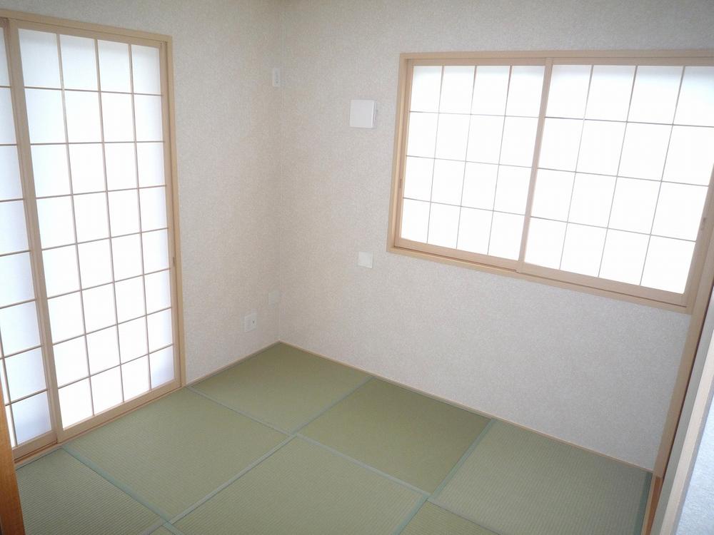 Model house photo. Popular starting station walking distance Master Bedroom spacious 7.5 ~ 8.5 Pledge to popular counter kitchen Japanese-style room of Tsuzukiai attractive same day of your tour Allowed relaxed the entire surface of 5m road