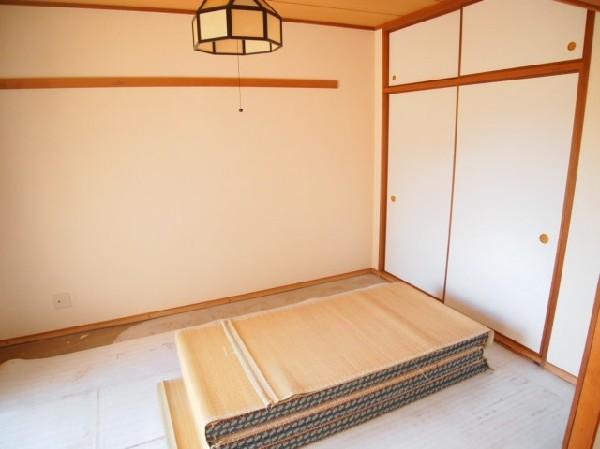 Non-living room. This breadth that of calm 6-mat Japanese-style atmosphere room