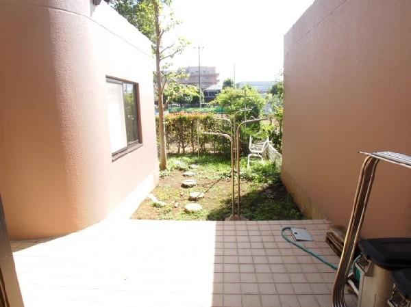 Garden. About 10 square meters of private garden! Gardening, etc. and barbecue is a useful space