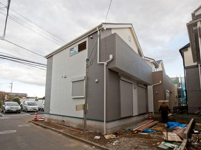 Other local.  ■ Building 2 24,800,000 ~ All building Grenier equipped ~ Washroom is a three-sided mirror! There whole building car space (1) (2) (3) (5) Building face-to-face kitchen! (1) (3) Building Walk-in closet with!  □ There are model room! 