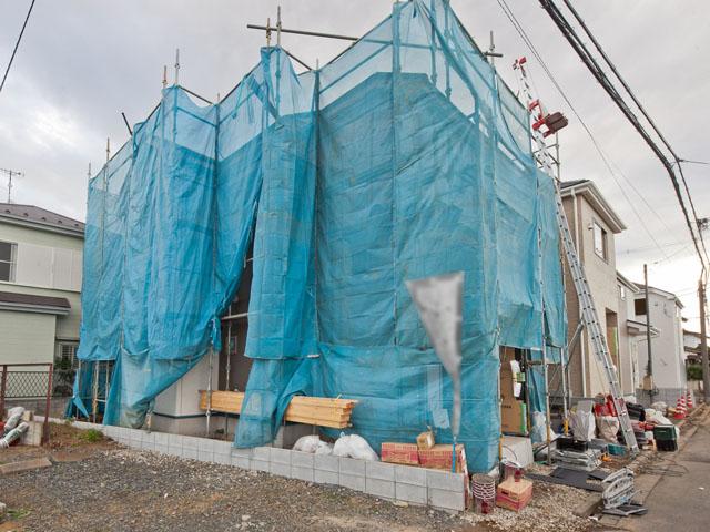 Other local. ■ 5 Building 23.8 million ~ All building Grenier equipped ~ Washroom is a three-sided mirror! There whole building car space (1) (2) (3) (5) Building face-to-face kitchen! (1) (3) Building Walk-in closet with! □ There are model room!