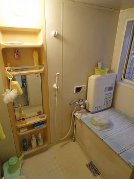 Bathroom. Indoor (12 May 2012) shooting