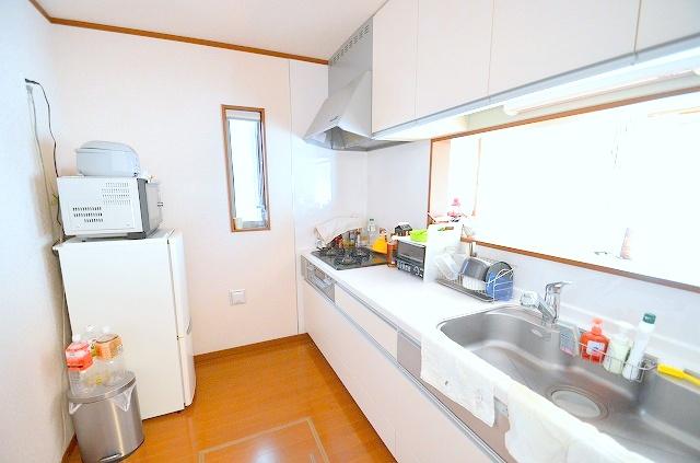 Kitchen. LDK15.5 Pledge! Usability that was white and the keynote of a good face-to-face system Kitchen ^^