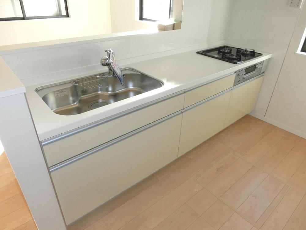 Same specifications photo (kitchen)