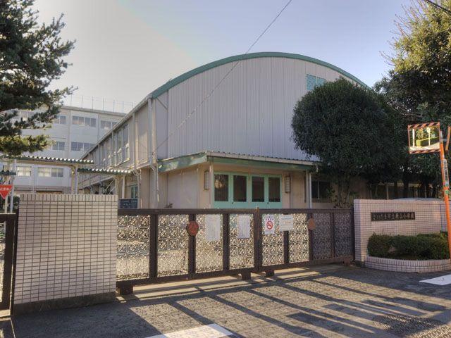 Primary school. HARAYAMA until elementary school 200m