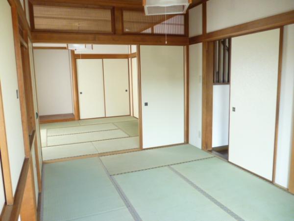 Other introspection. 8 pledge Japanese-style room as seen from the first floor 6-mat Japanese-style room