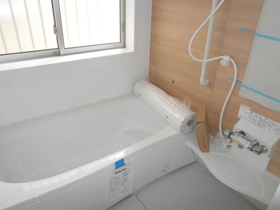 Bathroom. Was building completed. Such as the actual image from per yang, We have to wait all the time so you can see directly. 