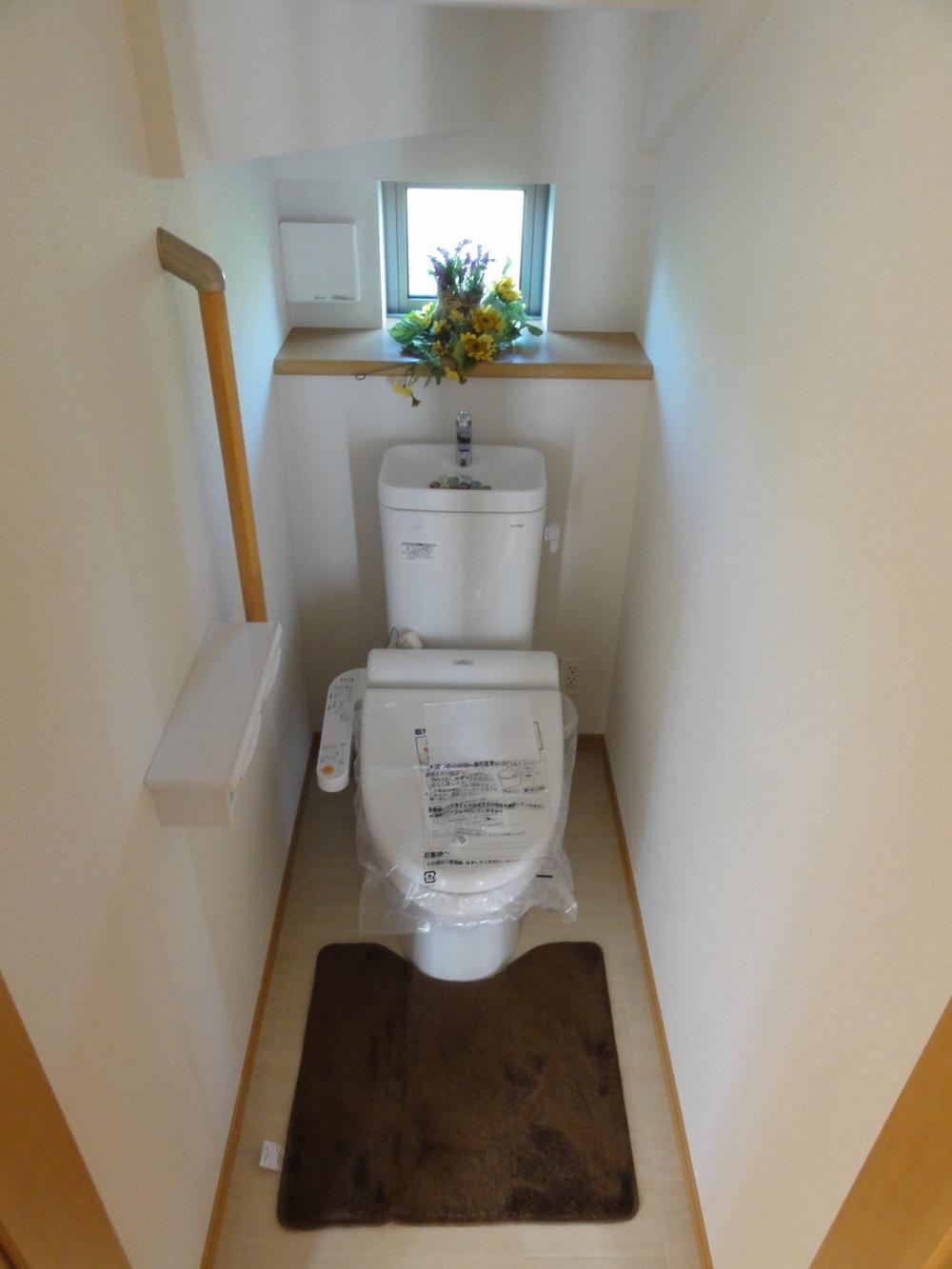 Toilet. Example of construction With Washlet