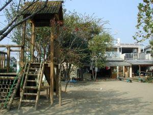 kindergarten ・ Nursery. Cubs 348m to nursery school