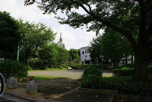 park. Matsuki to East Park 249m