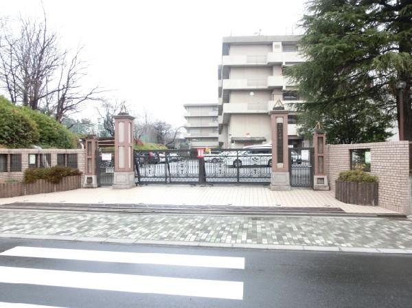 Junior high school. HARAYAMA 180m until junior high school