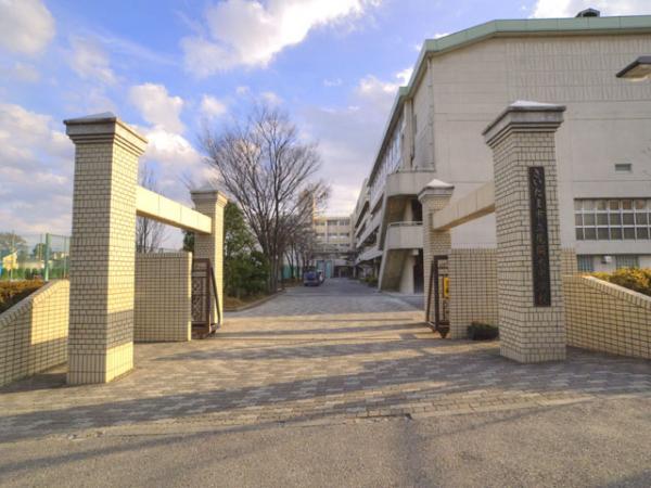 Junior high school. 710m up to junior high school in Saitama City Oma tree junior high school