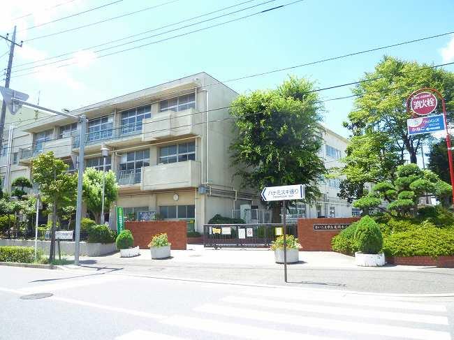 Primary school. 480m to Saitama City Oma wood Elementary School
