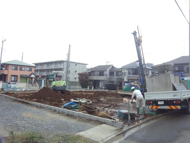 Local photos, including front road. It is less the front road of traffic.
