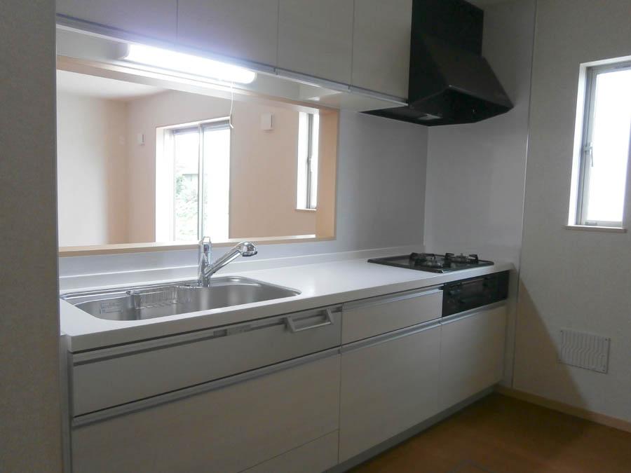 Kitchen. Was building completed. Such as the actual image from per yang, We have to wait all the time so you can see directly.