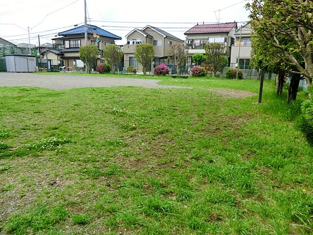 park. Three-chamber petting 400m to the park