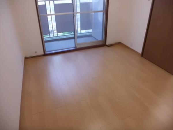 Non-living room. Renovation completed